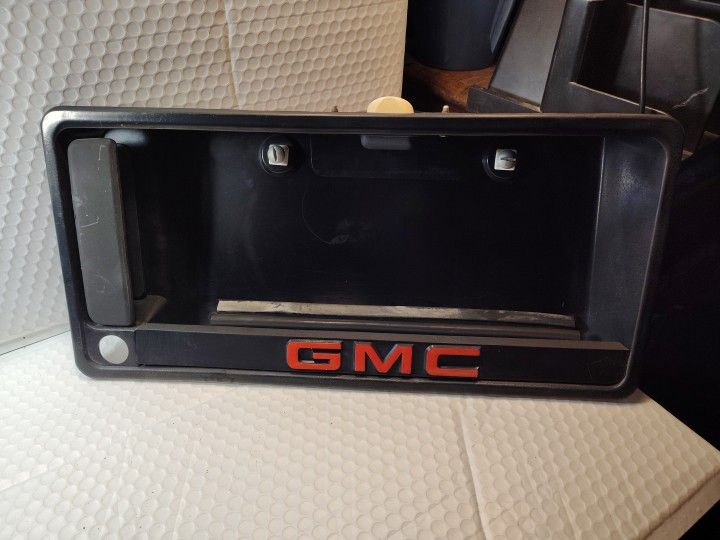 85-95 GMC Safari License Plate Box