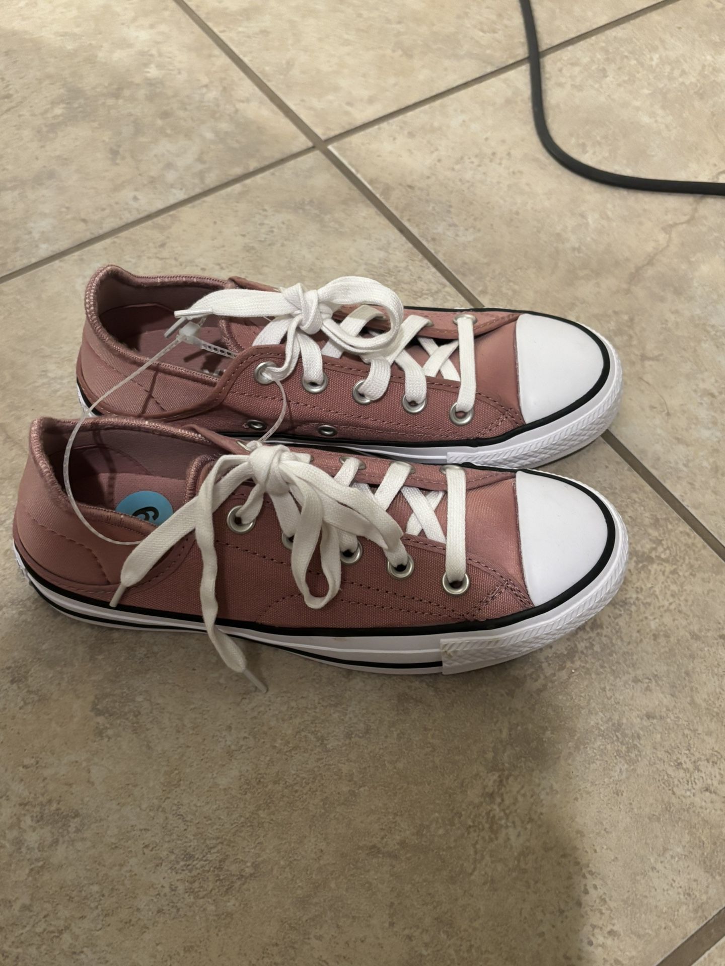 Women’s converse shoes