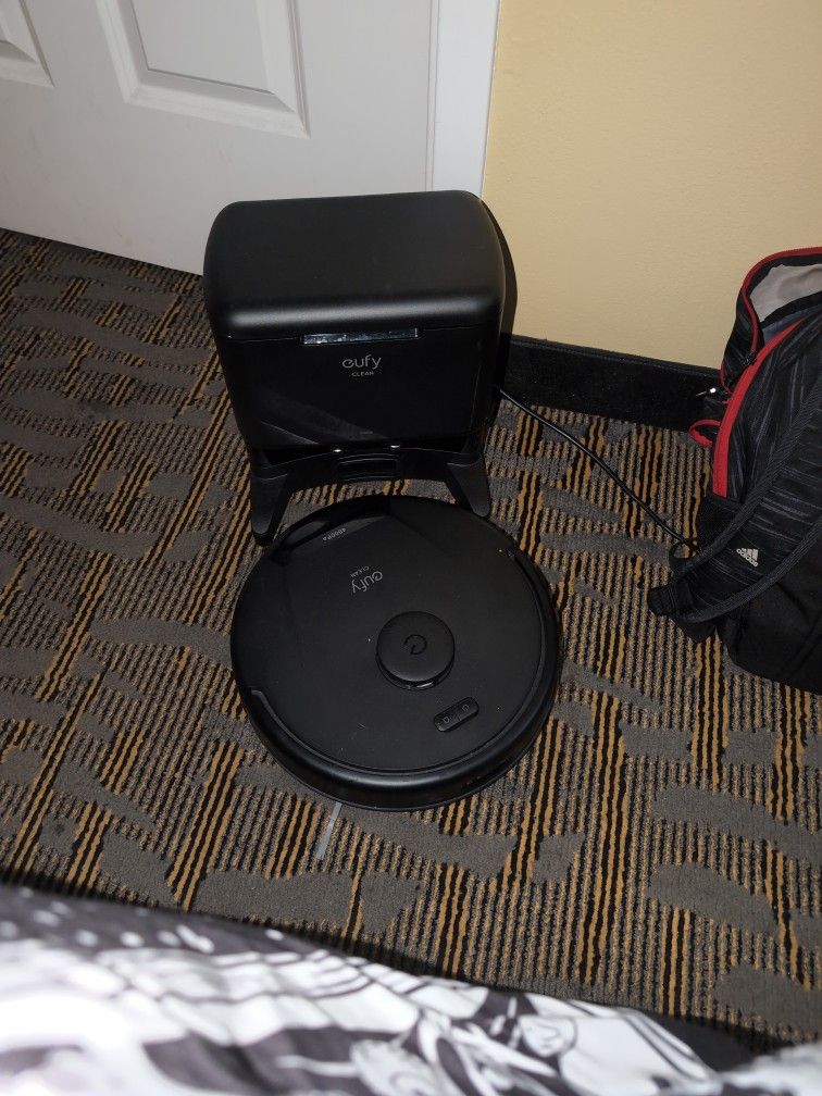 Eufy Clean Robi Vacuum