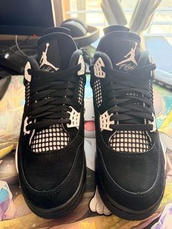Jordan 4 white thunder DS