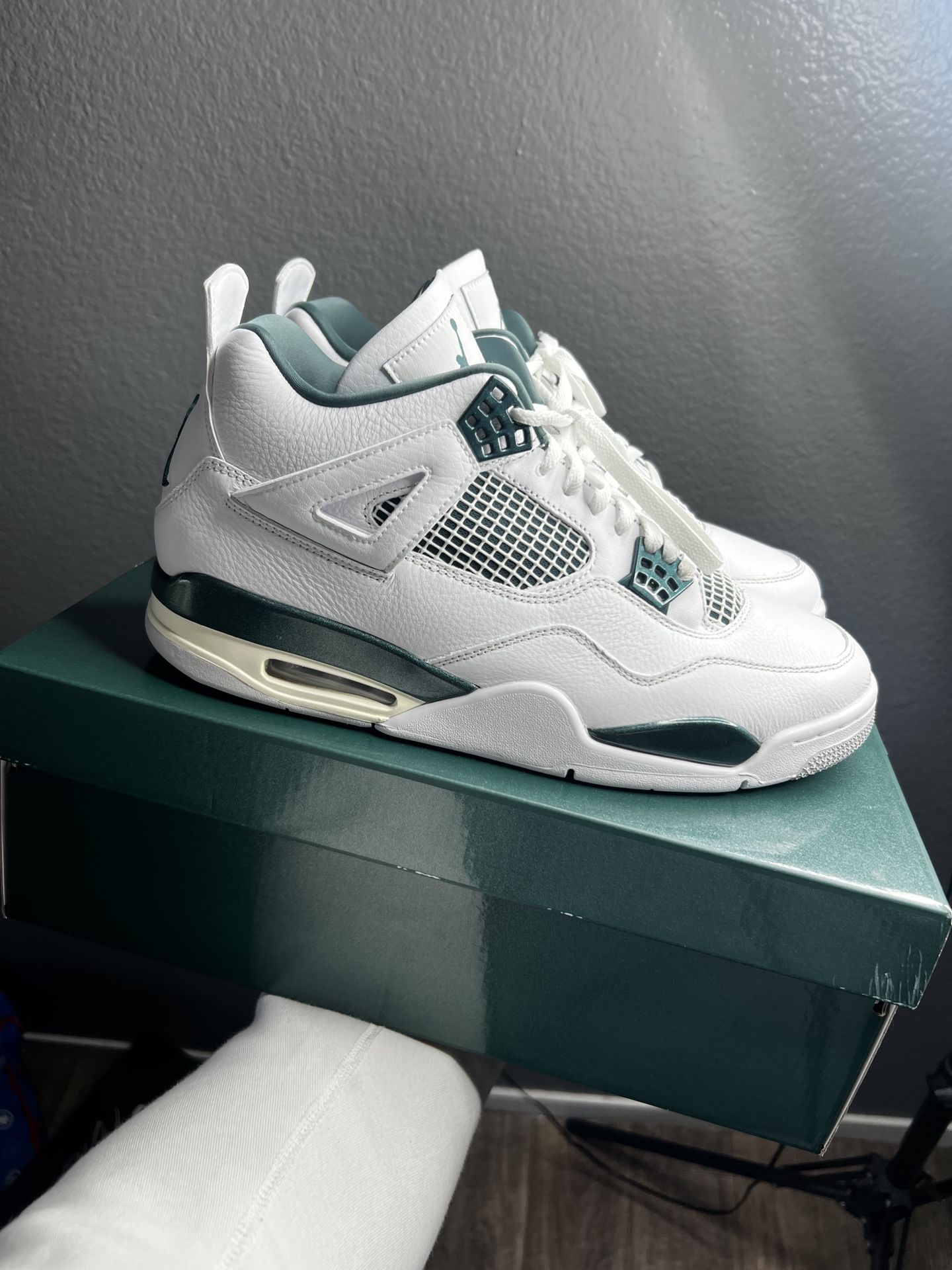Jordan 4 Retro “Oxidized Green”