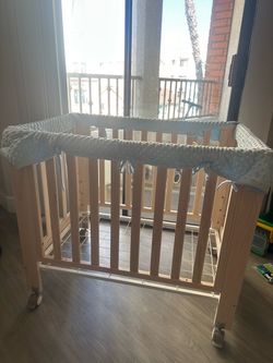 Baby crib