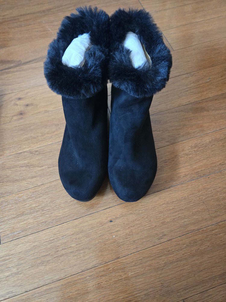 DKNY Suede Booties Size: 6M