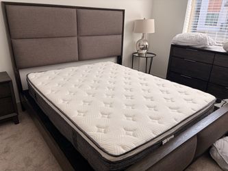 King size bed frame and dresser