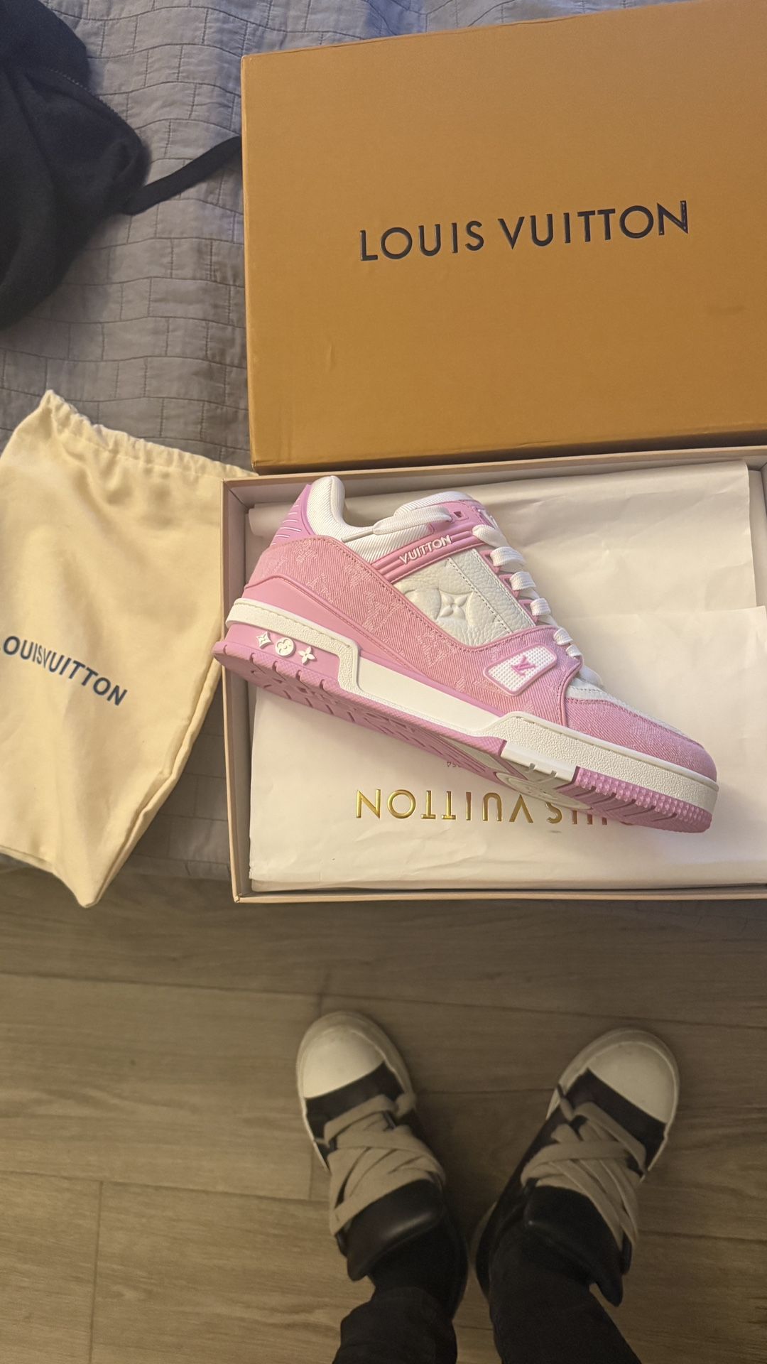 Lv Trainers