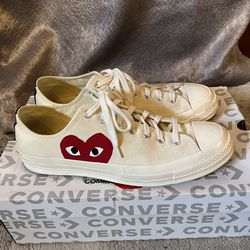 COMME DES GARCONS PLAY Converse Low Top