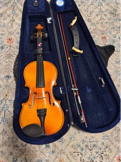 1/2 Suzuki Violin with Bow and Case