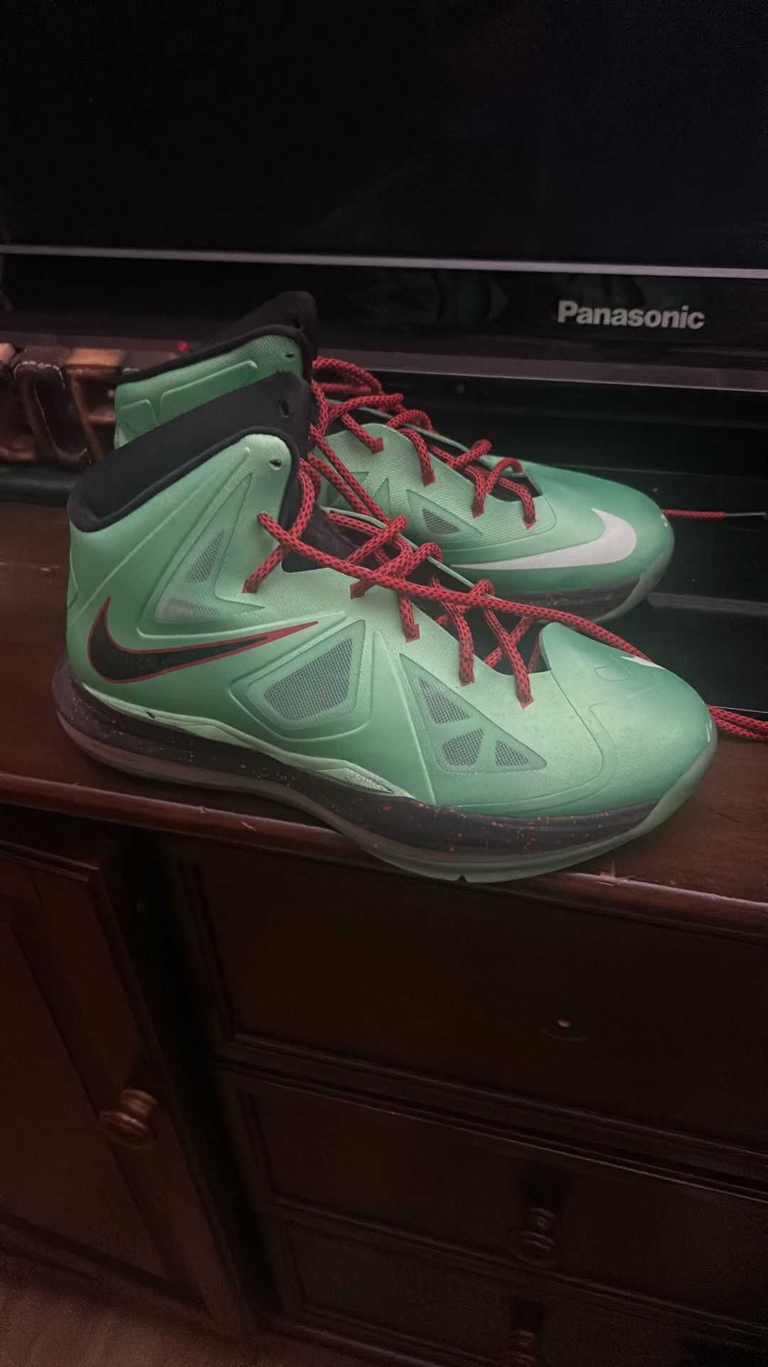 Nike LeBron X Cutting Jade
