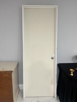 NEW PREHUNG INTERIOR DOOR – DISCOUNTED 🚪