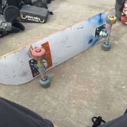 Skateboard 