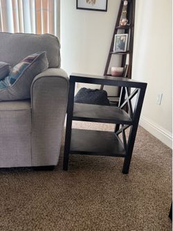 Set of 2 wood end tables (dark cappuccino)