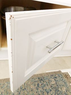 Kitchen Cabinet Spraying