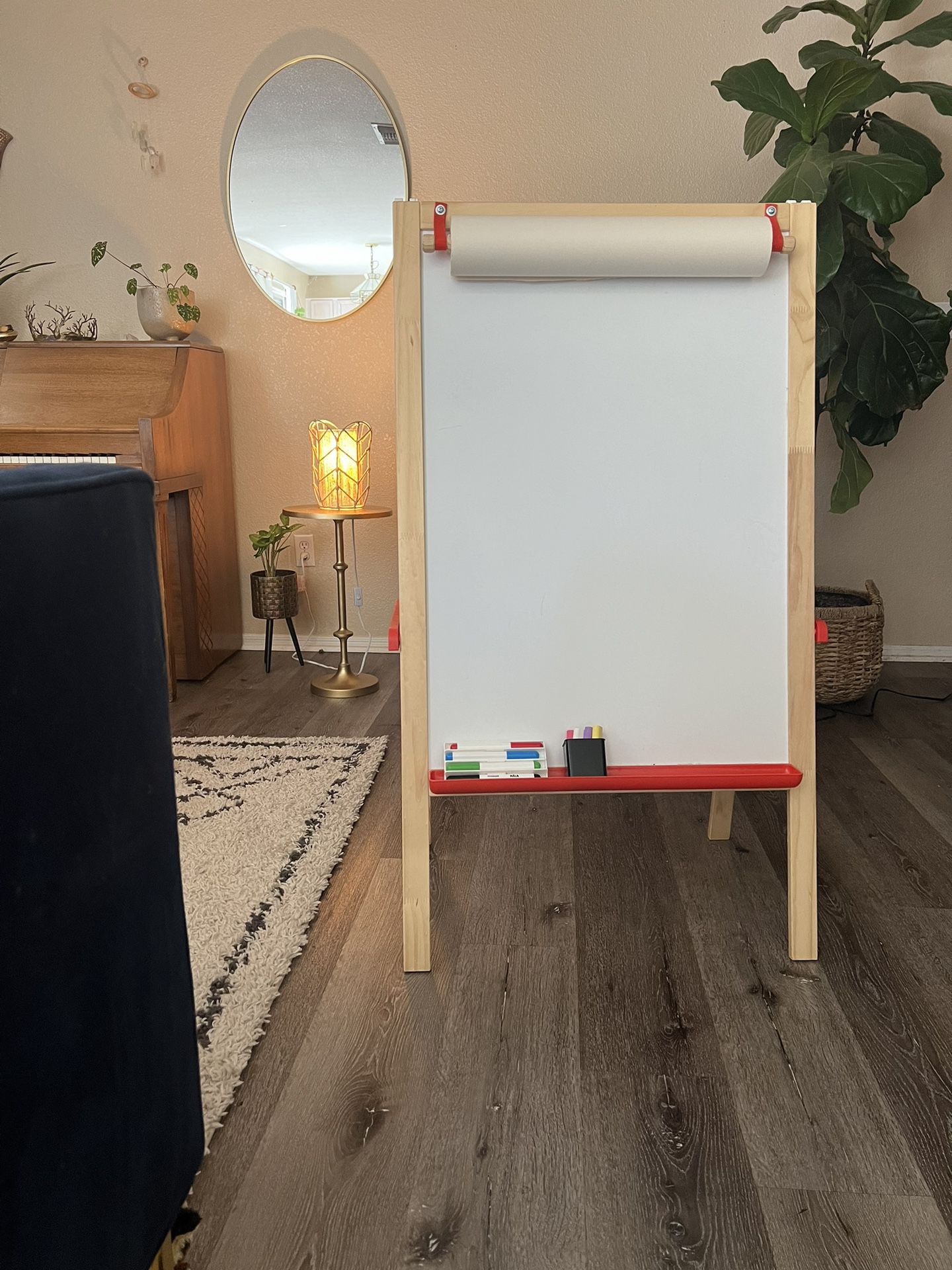 Children’s Art Easel — with dry erase/chalk board + accessories 