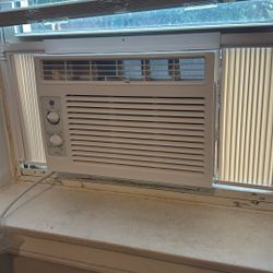 GE Appliances AC UNIT 