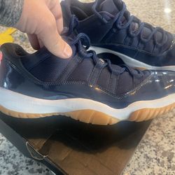 Jordan 11 navy gum for sale new arrivals