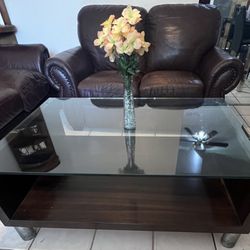 Leather Sofas & Coffee Table