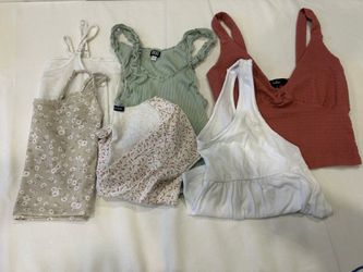 Women’s 6 summer top bundle