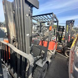 Datsun Forklift 3 Stages 5000 Lbs
