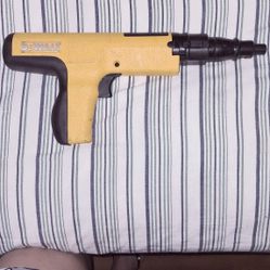 DEWALT Semi-Automatic Powder Actuated Trigger Tool