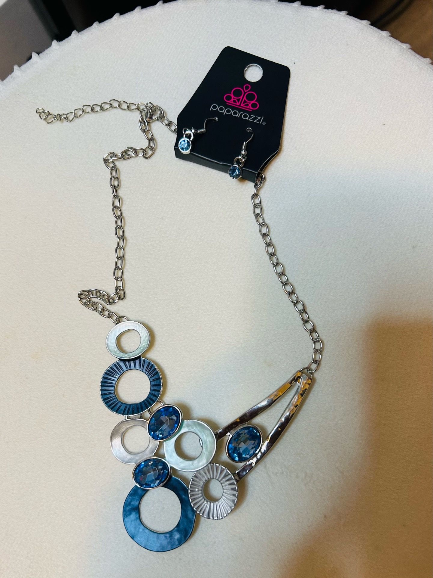 Paparazzi Necklace & Earrings