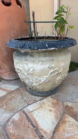 Large Decorative Outdoor Planter Pot