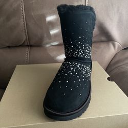 Classic Galaxy Bling Short Black Color Size 7.