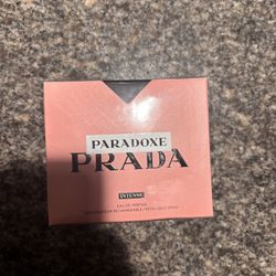 Prada Paradoxe (BRAND NEW)