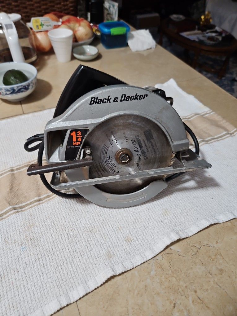 Rotating Saw, Black & Decker