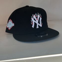 New York Yankees Snapback Hat 🧢