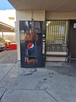 Vending Sodas And Snaks Machine With Location