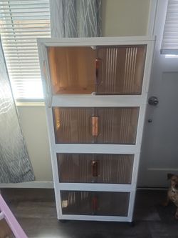 Storage cabinet