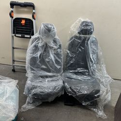 2016 Ford Mustang Seats