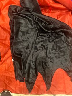 HALLOWEEN black cape and outfit