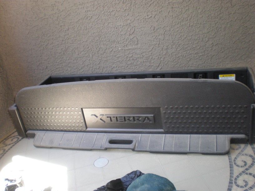 Nissan Xterra Sliding Cargo Organizer