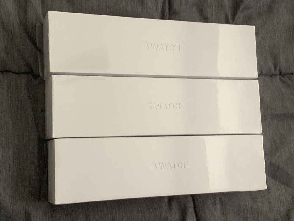 Apple Watch Series 5 (GPS) 44mm Space Gray Aluminum Case with Black Sport Band Silver & White also 40mm