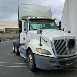 2015 International Cummins Engine