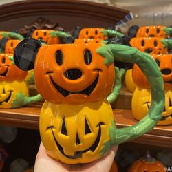 Disney Parks Mickey Pumpkin Trick or Treat Halloween Ceramic Coffee Mug