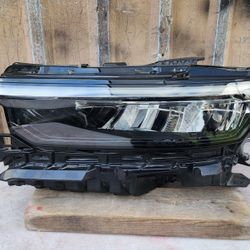2021-2023 Jeep Grand Cherokee Headlight Driver Left Side OEM 