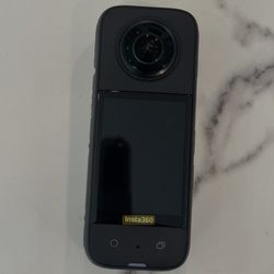 Insta360 x3