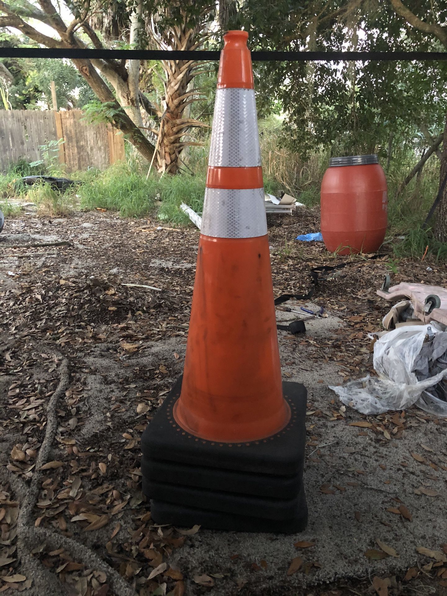 4 cones regular size