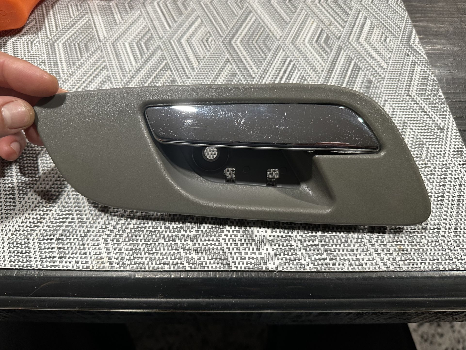 07-14 Chevy Tahoe/ Yukon/ Denali/ Silverado/ GMC Brand New Tan Left Driver Side Interior Door Handle