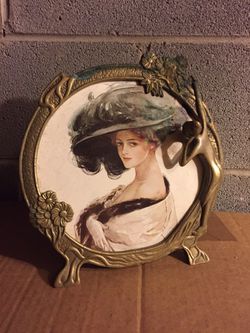 VINTAGE brass round picture frame, very old