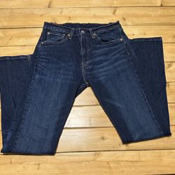 * Men’s Levi 505 Jeans - Look Brand New  * Size 31 x 34 * Clean, No Rips, Tares or Stains! Smoke Free Home. 
