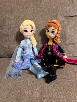 Disney Frozen Elsa and Anna Plush Dolls Set
