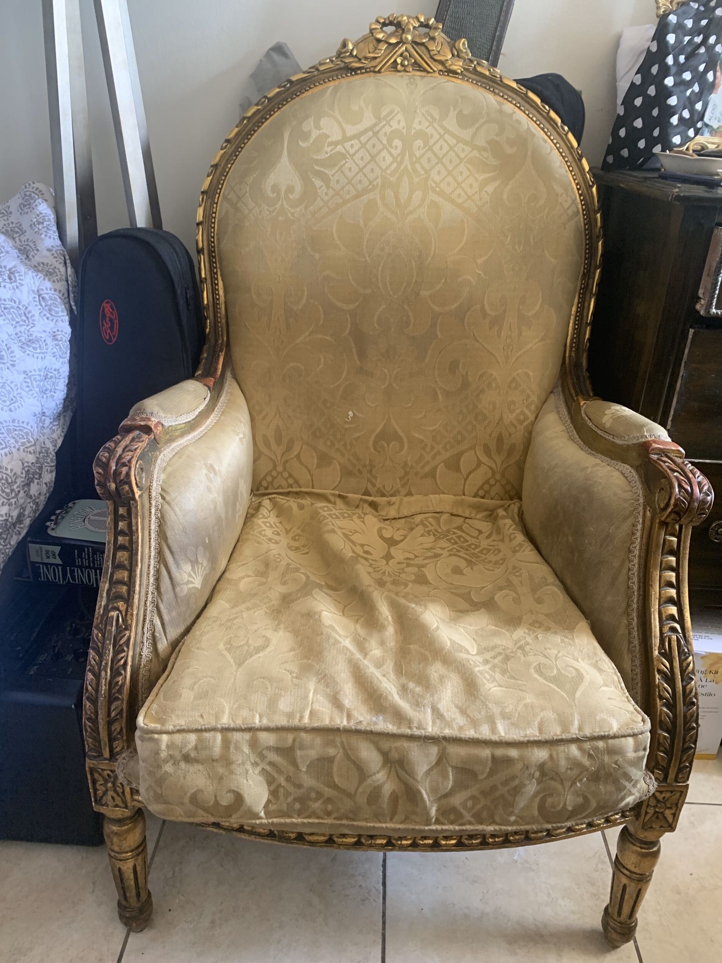 Victorian Style Vintage Arm Chair