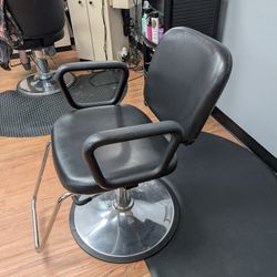 For Sale , Hair Stylist Chair And Mats