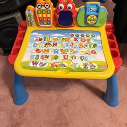 VTech Explore And Write Activity Desk W/ Chalkboard