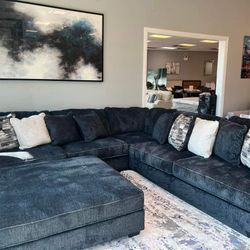 Lavernett Charcoal 3 Piece Sectional With Ottoman