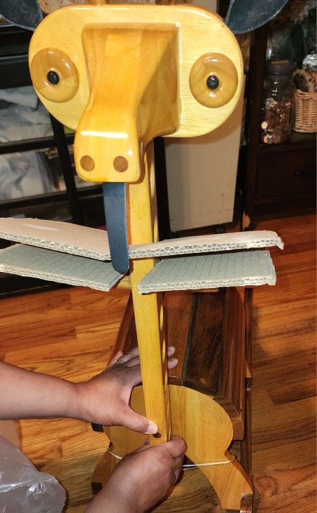 Giraffe 🦒  Wooden Rocking Chair 