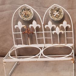 Foldable Double Pot Metal Bench Planter With Glass Flower Accents